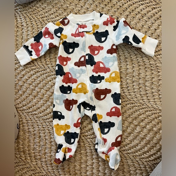 Car Print Zip Up Sleeper NWOT - Picture 3 of 6